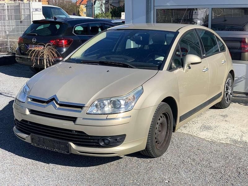Sable de langrune/metallic Gebraucht 2005 Citroën C4 Exclusive Limousine | 1.690 € (Superpreis) - Bild 1/4