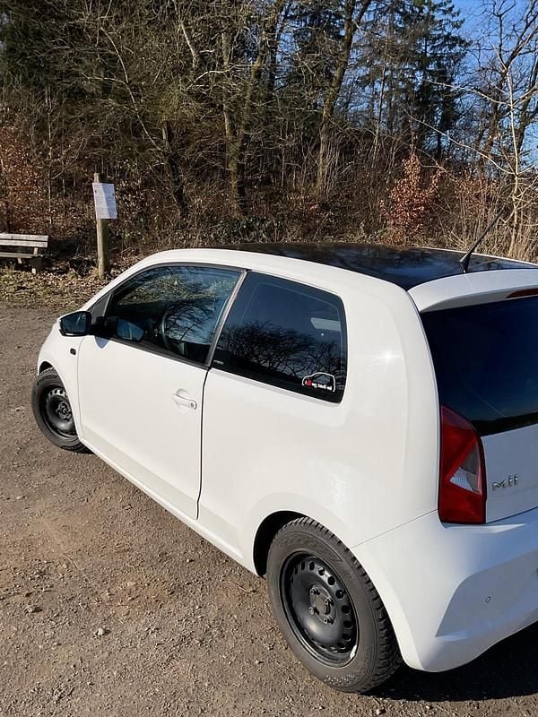 Gebraucht Seat Mii 60 PS (44 kW) 2014 Weiß Kleinwagen