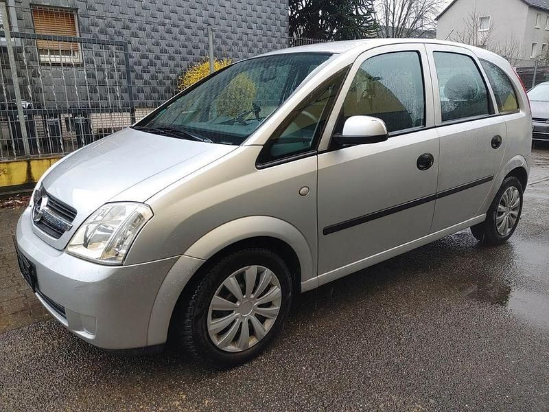 Gebraucht Opel Meriva Cosmo 101 PS (74 kW) 2004 Silber Van / Kleinbus