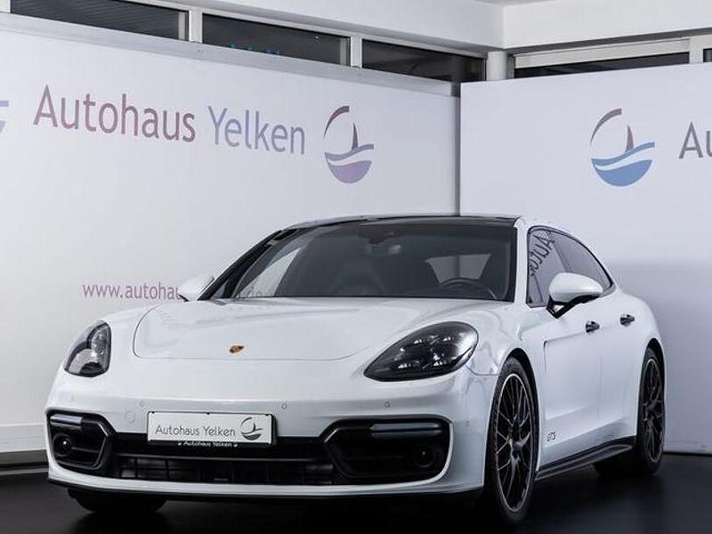 Weiß Gebraucht 2020 Porsche Panamera Sport Turismo Limousine | 74.990 € (Guter Preis) - Bild 1/4