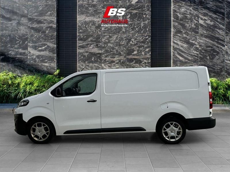 Usado Citroën Jumpy 144 HP (105 kW) 2022 Branco Monovolume