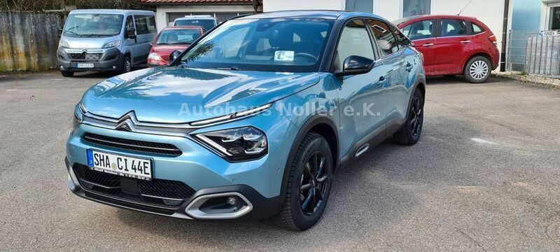 Blau Gebraucht 2021 Citroën e-C4 Shine Limousine | 22.900 € (Teuer) - Bild 1/4