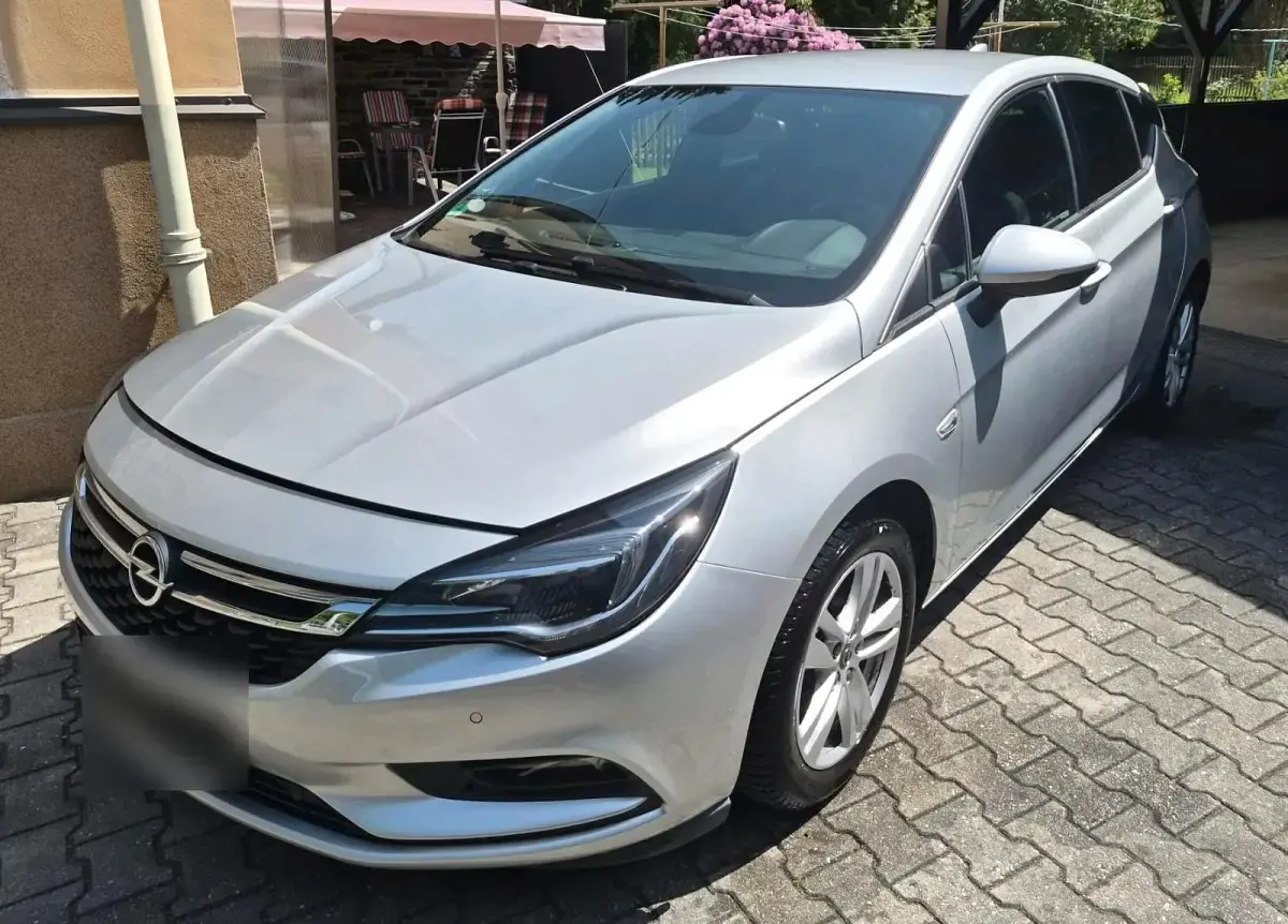 Gebraucht Opel Astra 125 PS (91 kW) 2016 Silber Limousine