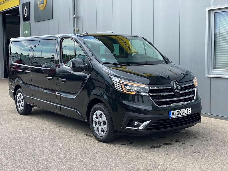Schwarz Gebraucht 2024 Renault Trafic Evolution Van | 41.290 € (Teuer) - Bild 1/4
