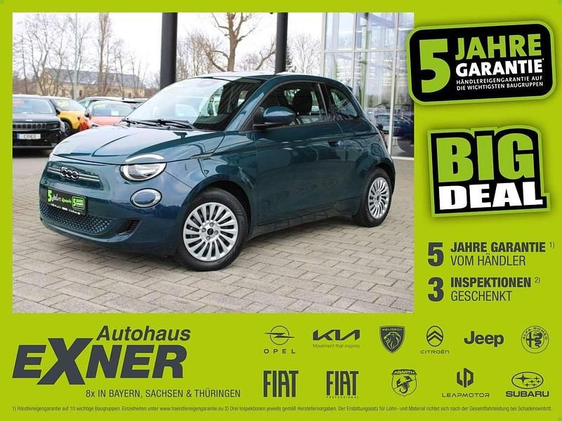 Ozean grün Gebraucht 2022 Fiat 500e Action Kleinwagen | 10.950 € (Superpreis) - Bild 1/4