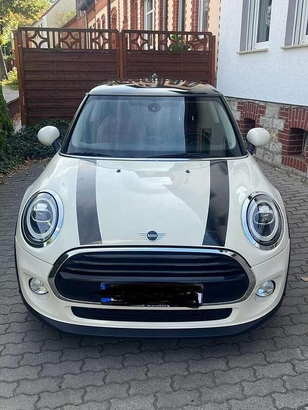 Weiß Gebraucht 2018 Mini Cooper D Kleinwagen | 16.900 € (Fairer Preis) - Bild 1/4