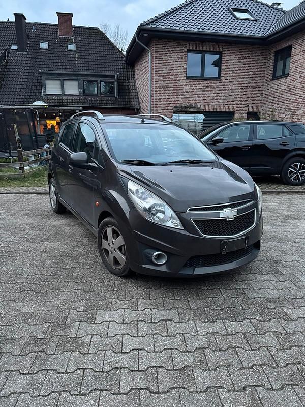 Gebraucht Chevrolet Spark 82 PS (60 kW) 2010 Braun Kleinwagen
