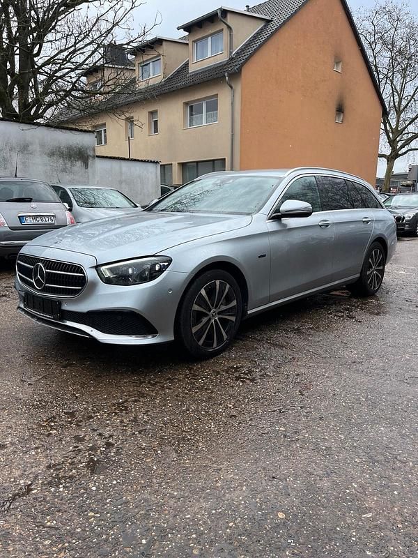 Gebraucht Mercedes E300 306 PS (225 kW) 2020 Silber Kombi