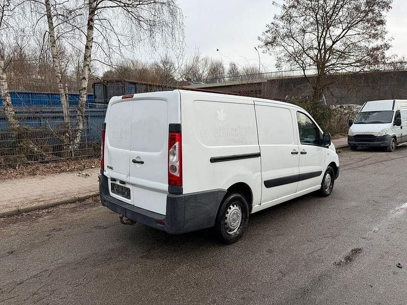 Gebraucht Toyota Proace 128 PS (94 kW) 2014 Weiß Van / Kleinbus