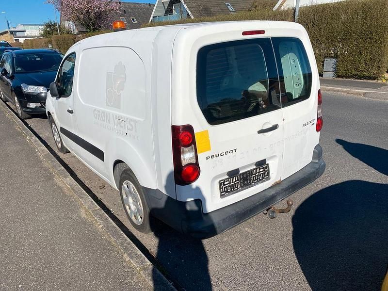 Occasion Peugeot Partner 90 ch (66 kW) 2014 Blanc Monospace