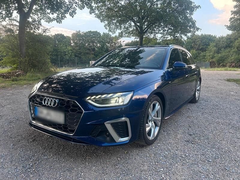 Blau Gebraucht 2019 Audi A4 S-Line Kombi | 24.500 € (Guter Preis) - Bild 1/4