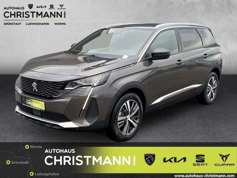 Lackierung platiniumgrau/meta Gebraucht 2023 Peugeot 5008 Allure Van / Kleinbus | 34.490 € (Teuer) - Bild 1/4