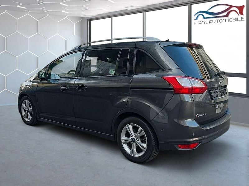Gebraucht Ford Grand C-Max Business Edition 120 PS (88 kW) 2016 Grau Van / Kleinbus