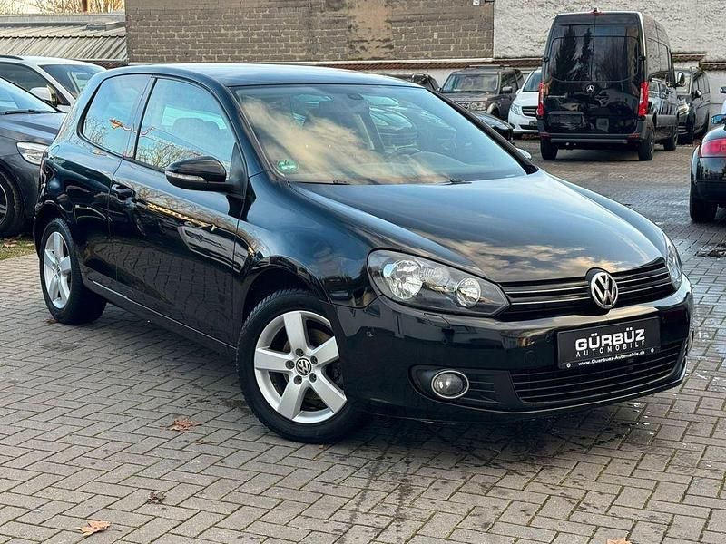 Schwarz Gebraucht 2010 VW Golf Team Limousine | 5.600 € (Fairer Preis) - Bild 1/4