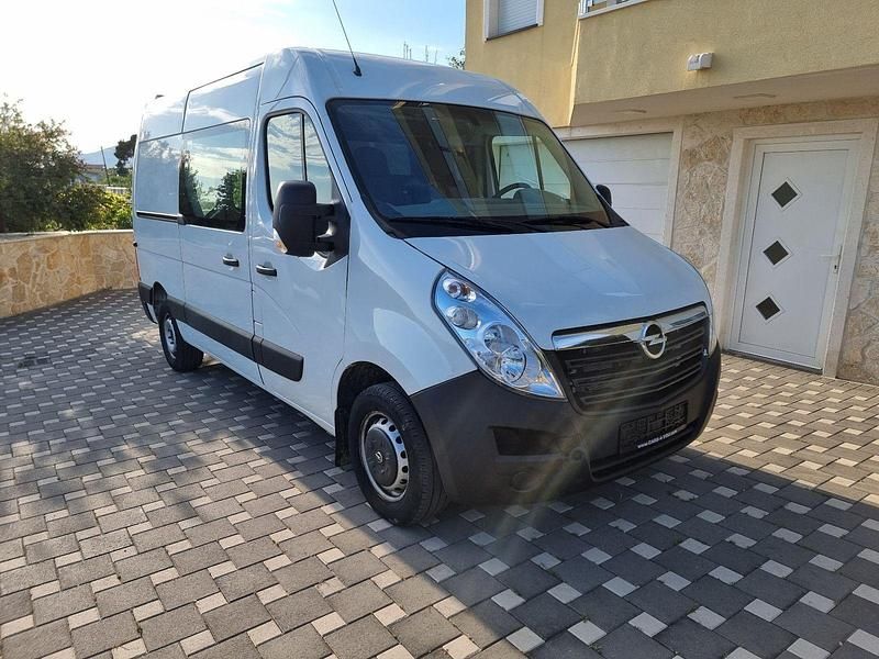Weiß Gebraucht 2017 Opel Movano Van | 10.900 € (Superpreis) - Bild 1/4