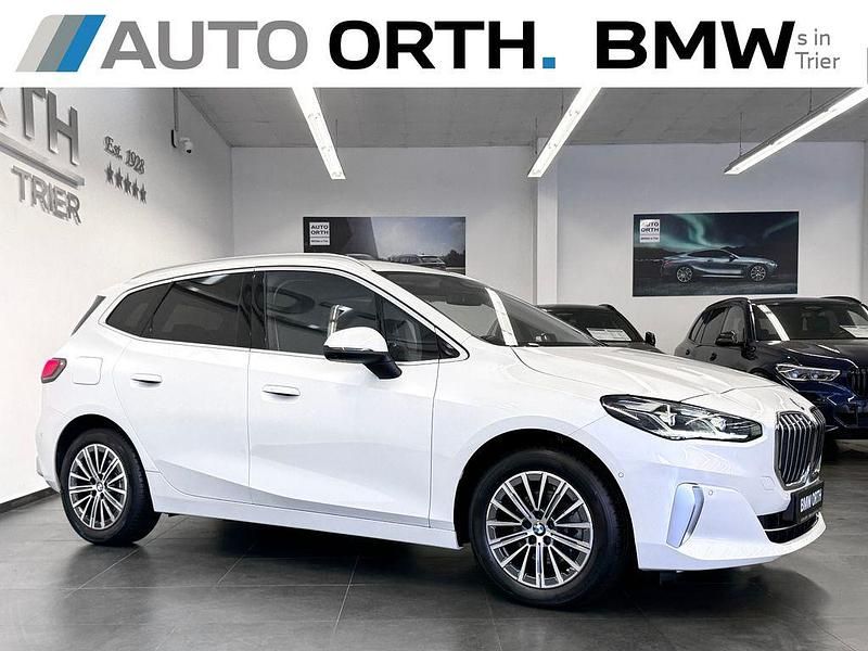 Gebraucht BMW 220 Active Tourer Luxury Line 170 PS (125 kW) 2022 Weiß Van / Kleinbus