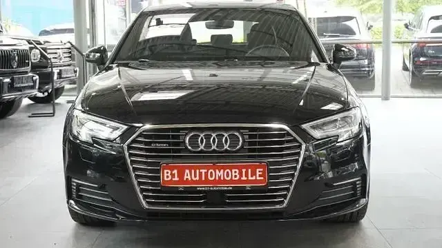 Gebraucht Audi A3 Sportback e-tron S-Line 150 PS (110 kW) 2020 Schwarz Kleinwagen
