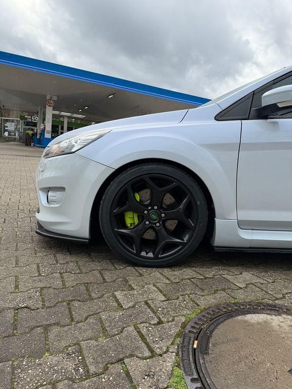 Gebraucht Ford Focus ST 226 PS (166 kW) 2009 Weiß Limousine