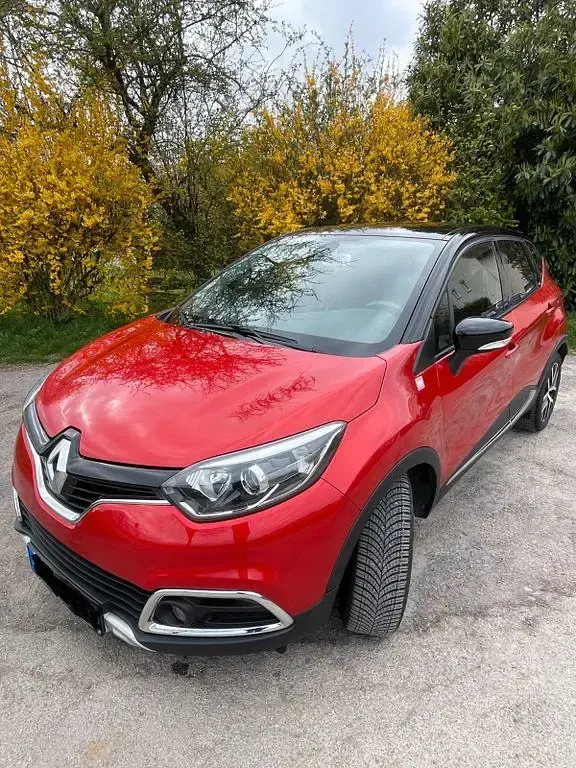 Gebraucht Renault Captur 120 PS (88 kW) 2014 Rot SUV