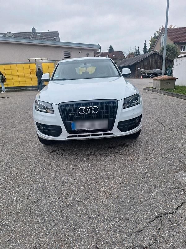 Weiß Gebraucht 2011 Audi Q5 SUV | 11.200 € (Guter Preis) - Bild 1/4