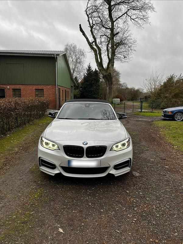 Gebraucht BMW M235 326 PS (239 kW) 2015 Weiß Cabrio