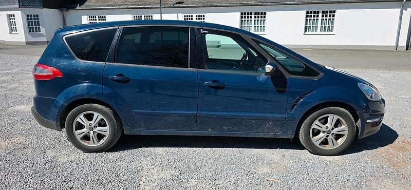 Gebraucht Ford S-MAX S 140 PS (102 kW) 2014 Blau Van / Kleinbus