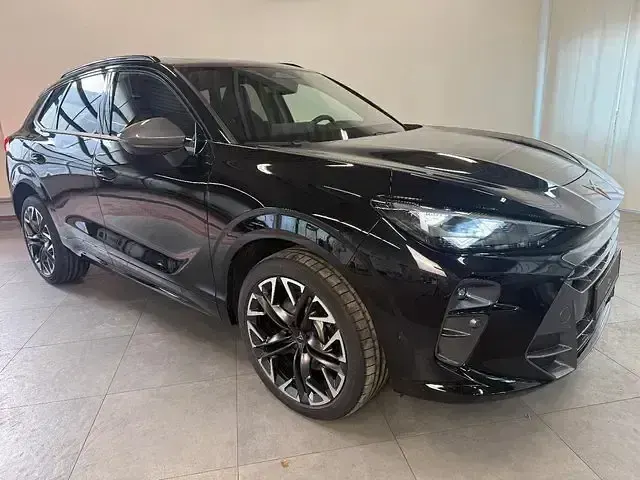 Neu Cupra Terramar VZ 265 PS (194 kW) 2025 Schwarz SUV