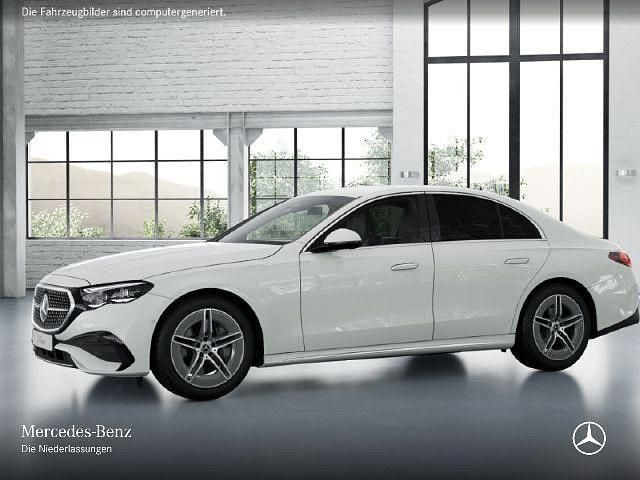 Weiß Gebraucht 2025 Mercedes E200 AMG Limousine | 52.990 € (Superpreis) - Bild 1/4