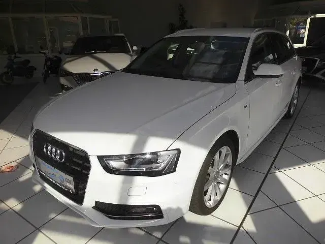 Używany Audi A4 Comfort 190 KM (139 kW) 2016 Biały Kombi