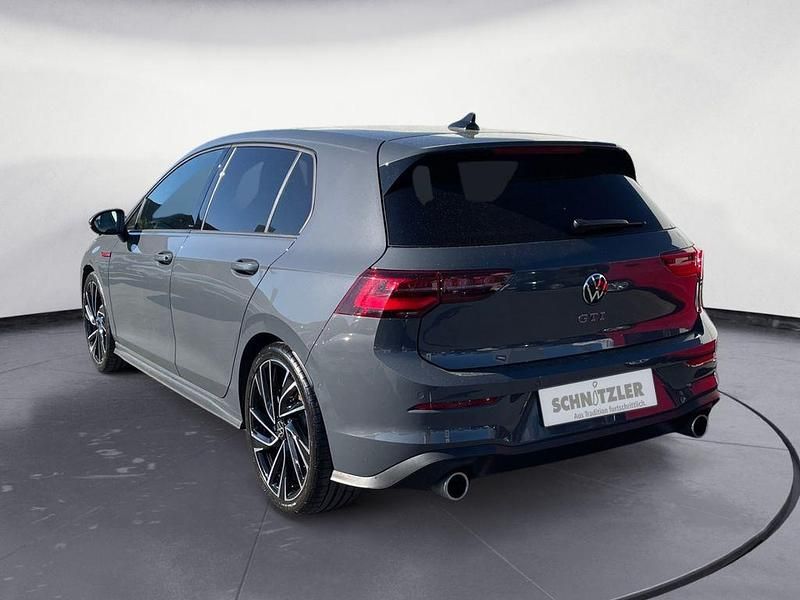 Usata VW Golf VIII GTI 245 CV (180 kW) 2024 Grigio Berlina