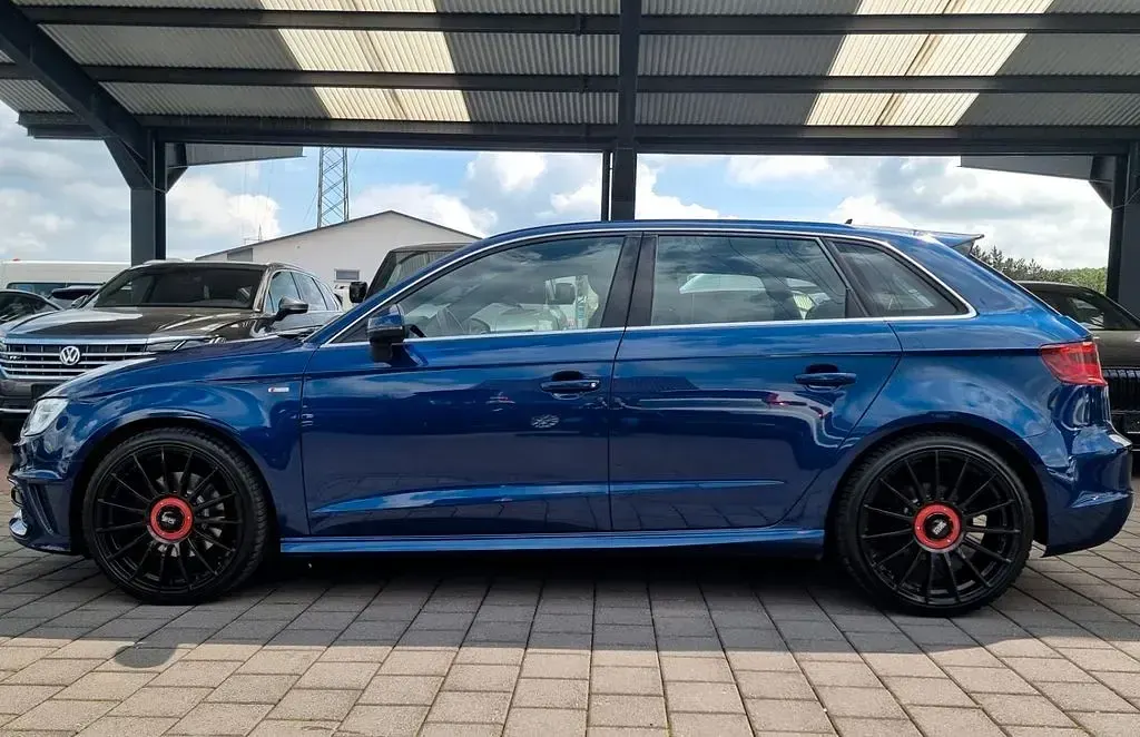 Gebraucht Audi A3 S-Line 150 PS (110 kW) 2015 Blau Limousine