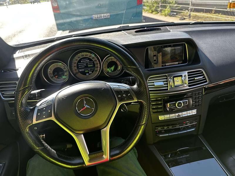 Gebraucht Mercedes E250 Elegance 204 PS (150 kW) 2014 Coupé