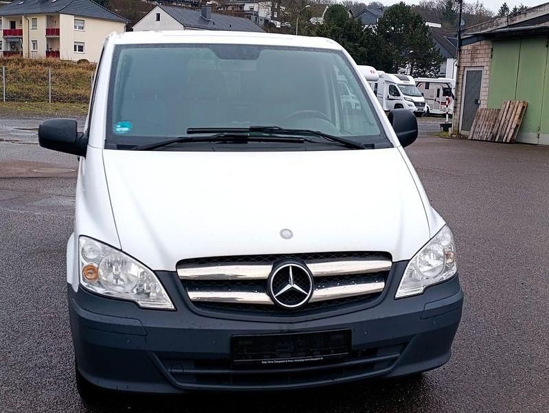 Weiß Gebraucht 2014 Mercedes Vito Van | 5.999 € (Superpreis) - Bild 1/4
