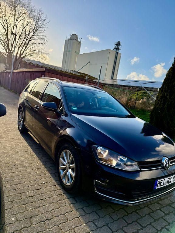 Gebraucht VW Golf VII LOUNGE 110 PS (80 kW) 2015 Grau Kombi