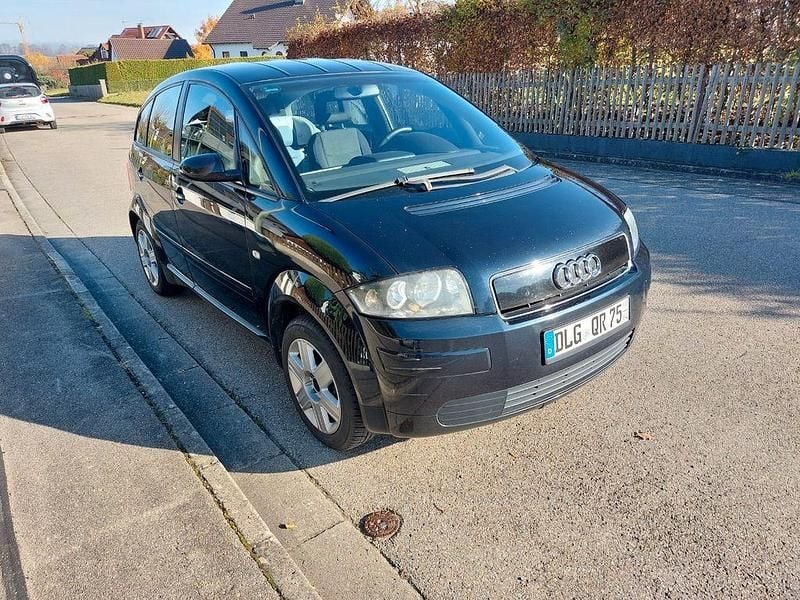 Blau Gebraucht 2003 Audi A2 Kleinwagen | 1.200 € (Fairer Preis) - Bild 1/4