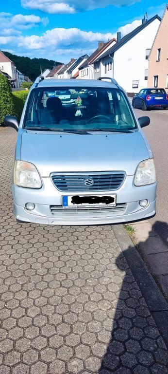 Silber Gebraucht 2002 Suzuki Wagon R+ Comfort Kombi | 1.000 € (Fairer Preis) - Bild 1/4