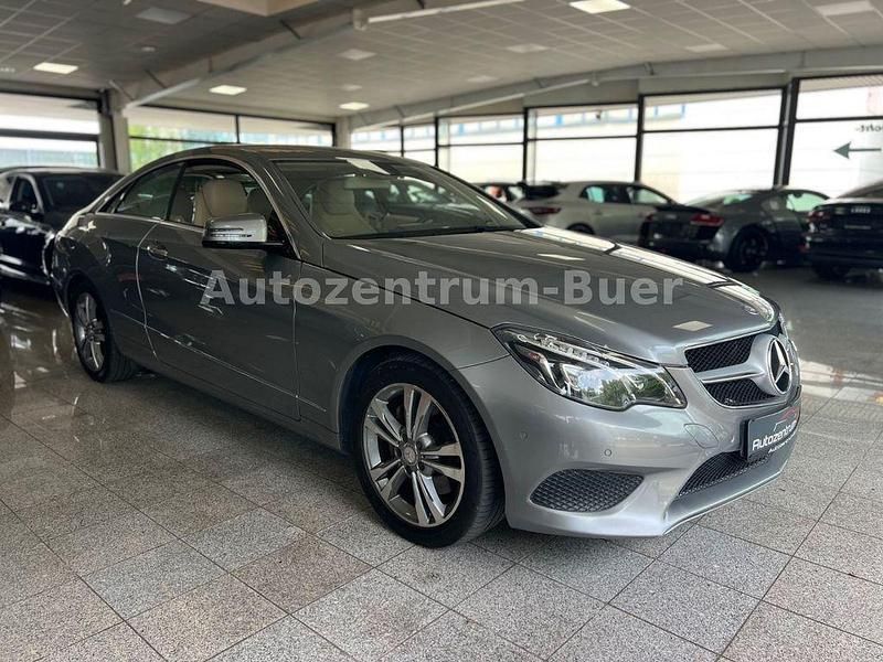 Gebraucht Mercedes E350 252 PS (185 kW) 2014 Silber Coupé