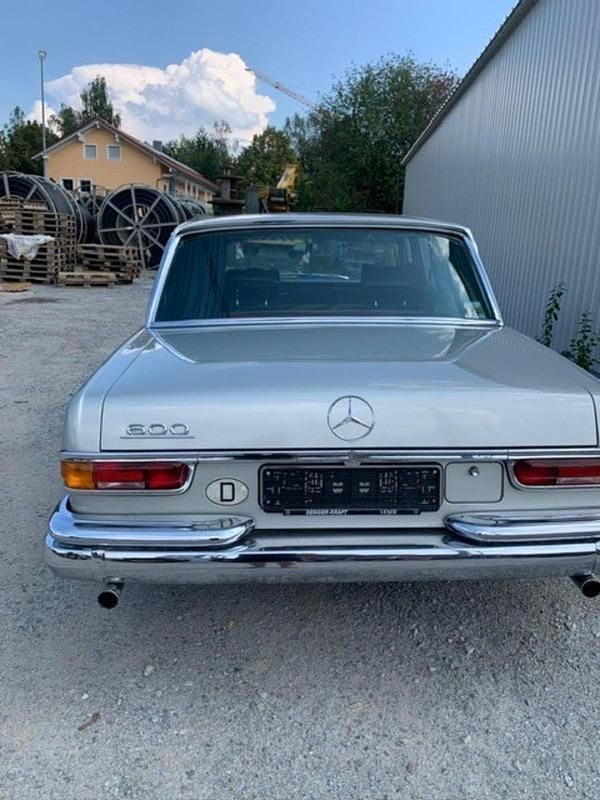 Gebraucht Mercedes 600 250 PS (183 kW) 1970 Silber Limousine