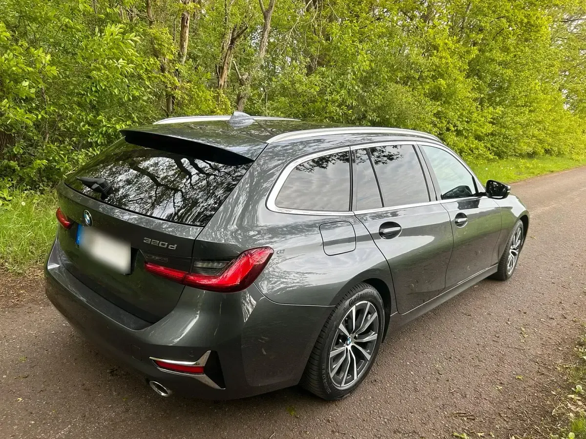 Gebraucht BMW 320 Luxury Line 190 PS (139 kW) 2020 Grau Kombi
