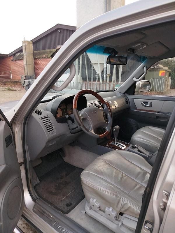 Gebraucht Hyundai Terracan 163 PS (119 kW) 2009 Andere farben SUV