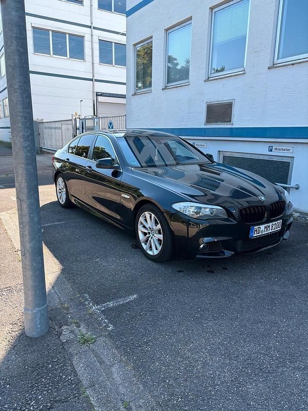 Gebraucht BMW 530 258 PS (189 kW) 2014 Schwarz Limousine