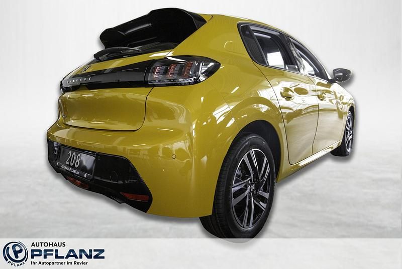 Gebraucht Peugeot 208 Allure 101 PS (74 kW) 2023 Gelb Kleinwagen