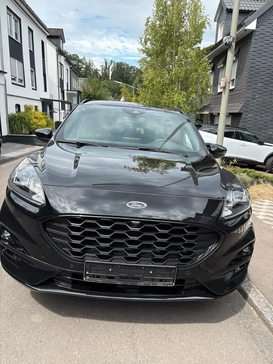 Gebraucht Ford Kuga ST-Line 190 PS (139 kW) 2020 Schwarz SUV