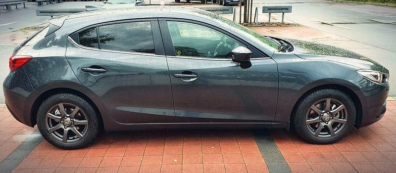 Gebraucht Mazda 3 Nakama 120 PS (88 kW) 2016 Grau Limousine