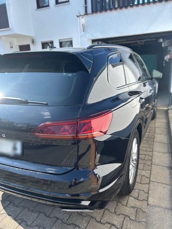 Gebraucht VW Touareg Elegance 286 PS (210 kW) 2021 Schwarz SUV