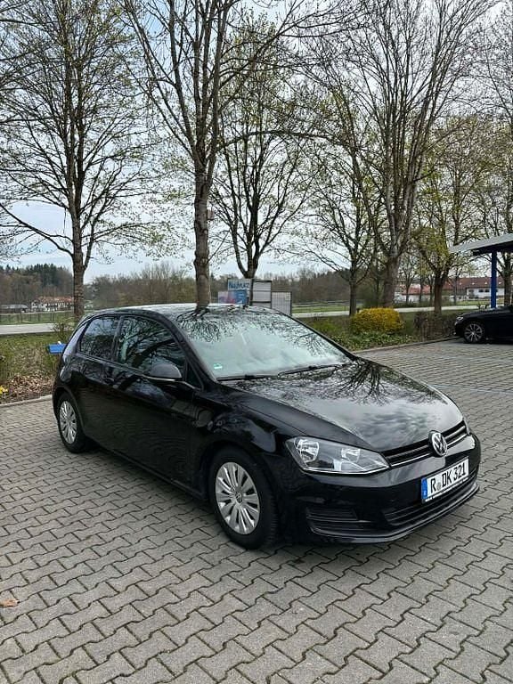 Gebraucht VW Golf VII Match 86 PS (63 kW) 2013 Schwarz Limousine