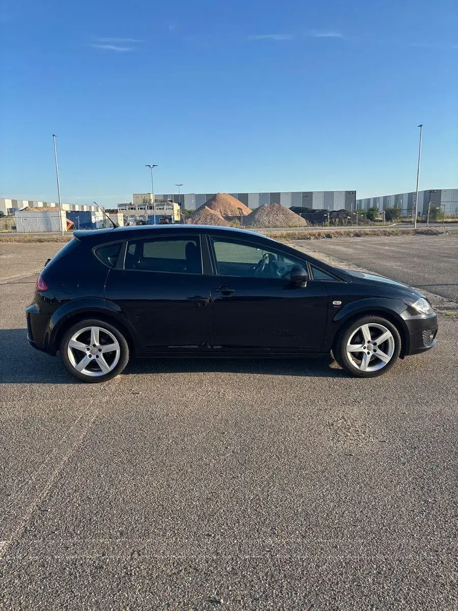 Gebraucht Seat Leon Sport 140 PS (102 kW) 2010 Schwarz Kleinwagen