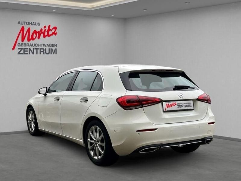 Gebraucht Mercedes A250 Progressive 224 PS (164 kW) 2019 Weiss Limousine
