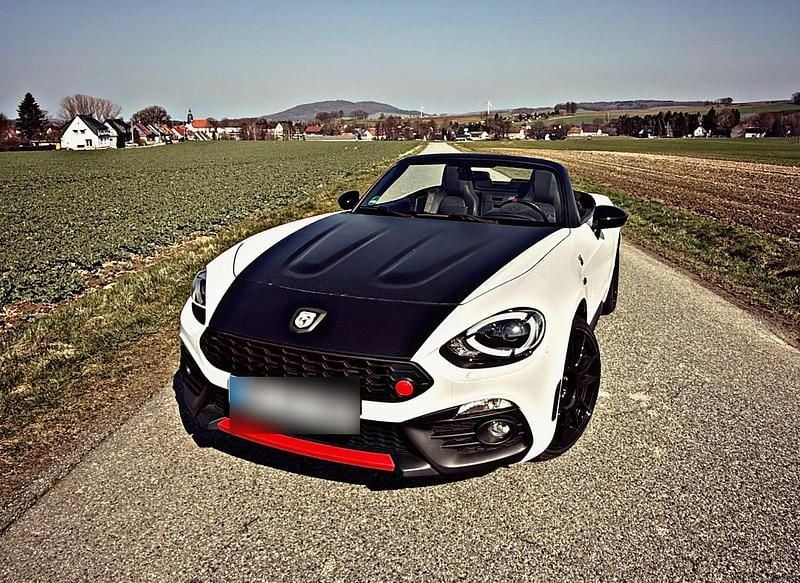 Second-hand Abarth 124 Spider 170 CP (125 kW) 2017 Alb Cabrio