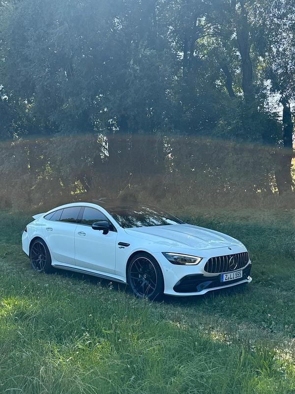 Weiß Gebraucht 2019 Mercedes AMG GT 43 AMG Coupé | 77.900 € - Bild 1/4